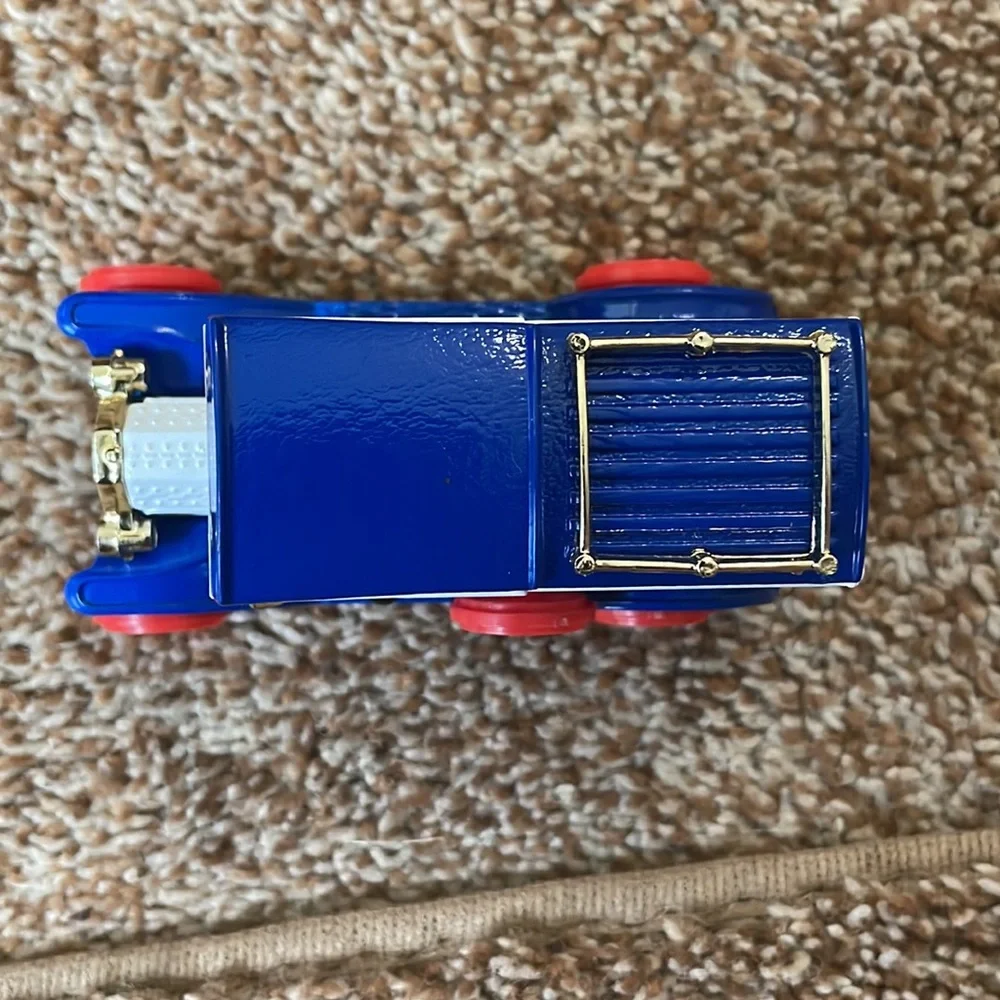VTG Ertl True Value 1913 model T diecast delivery van